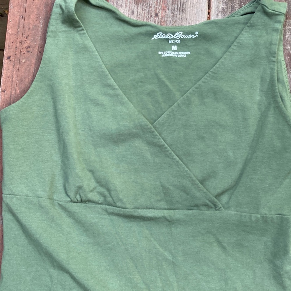 Eddie Bauer comfortable green tank top